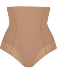 Wacoal – majtki modelujące z wysokim stanem Flawless – cieliste