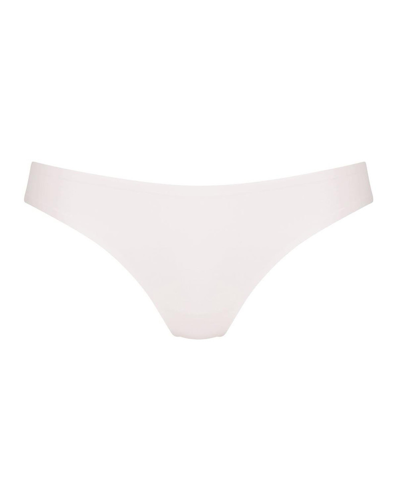 Majtki stringi Sporty Micro String Triumph 10194634