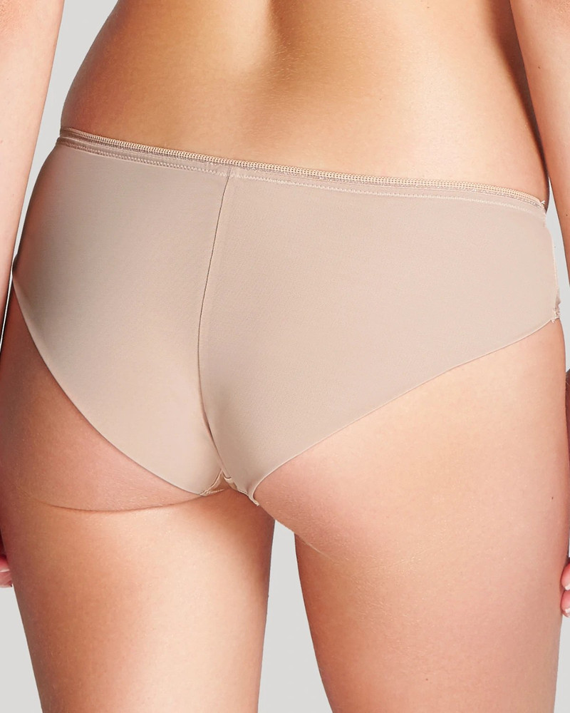 Harper figi brazylijskie - cieliste